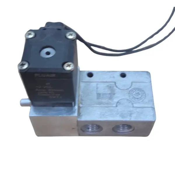 104-SL 1/4 12VCC Valvula Solenoide 3/2 Vias 1/4 Npt Bobina 12VCC