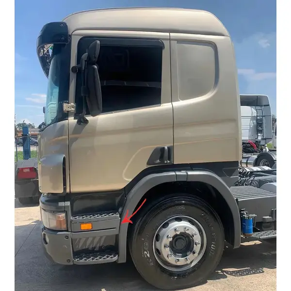 Acabamento Estribo Cabine para Caminhão Scania S5 P / G / R 2006 á 2012 Lado Direito
