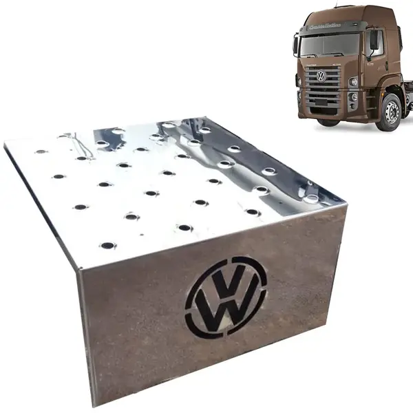 Aplique Inox Tampa Caixa de Bateria para Caminhão VW Constellation