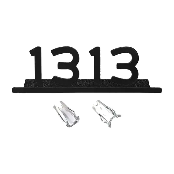 Emblema Caminhão MB 1313 Preto de Ferro Zamak c/ Presilha