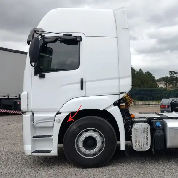 Estribo Cabine em Fibra para Caminhão VW Constellation 3 Estribos Lado Direito