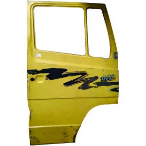 Porta amarela MB bicuda 004785