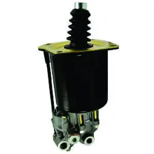 Servo embreagem II 003820 TAR721257